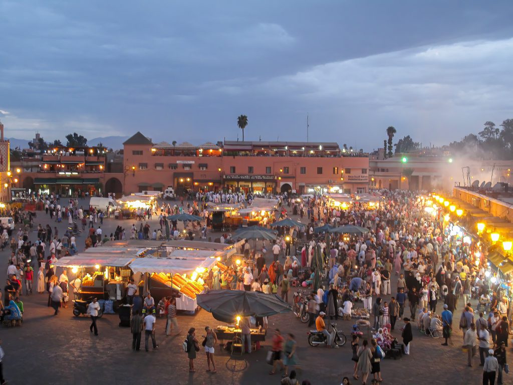 La place Jemaa el-Fna au coeur de la medina de Marrakech
