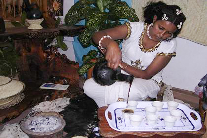 La cérémonie du café en Éthiopie : rituel et étiquette