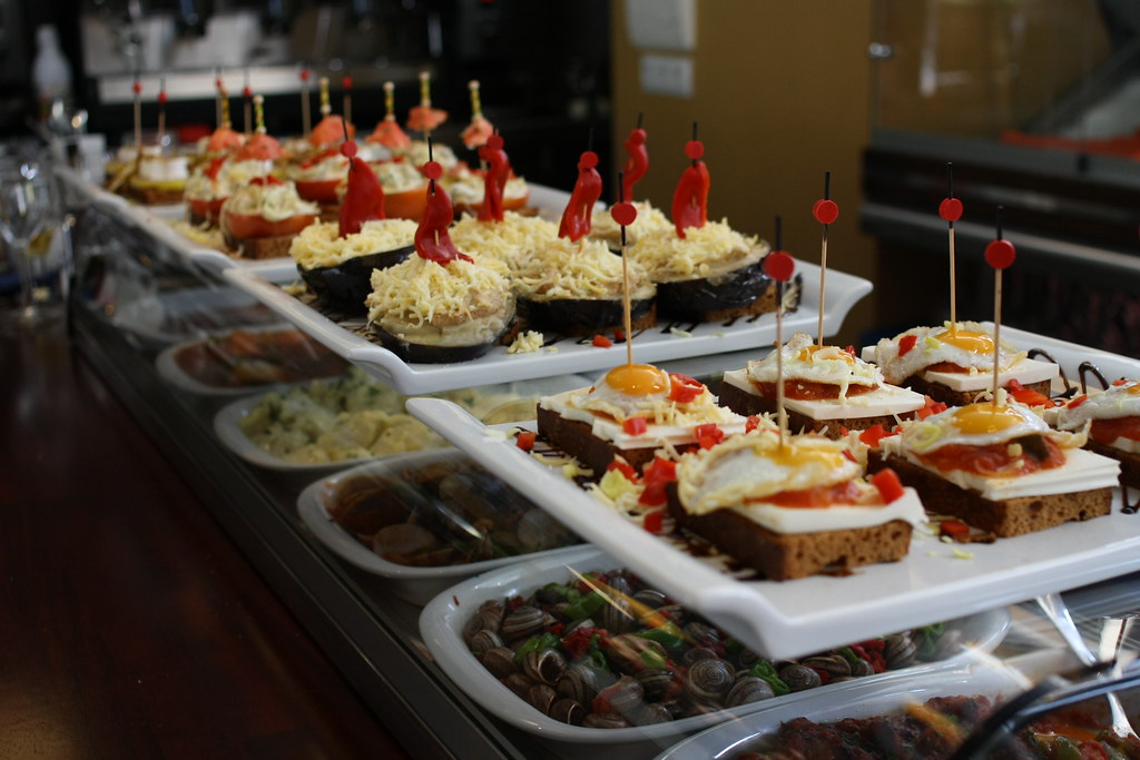 Que manger en Espagne ? Tapas, jamón et spécialités régionales