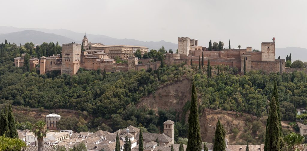 L&rsquo;histoire de l&rsquo;Alhambra de Grenade, palais des sultans nasrides