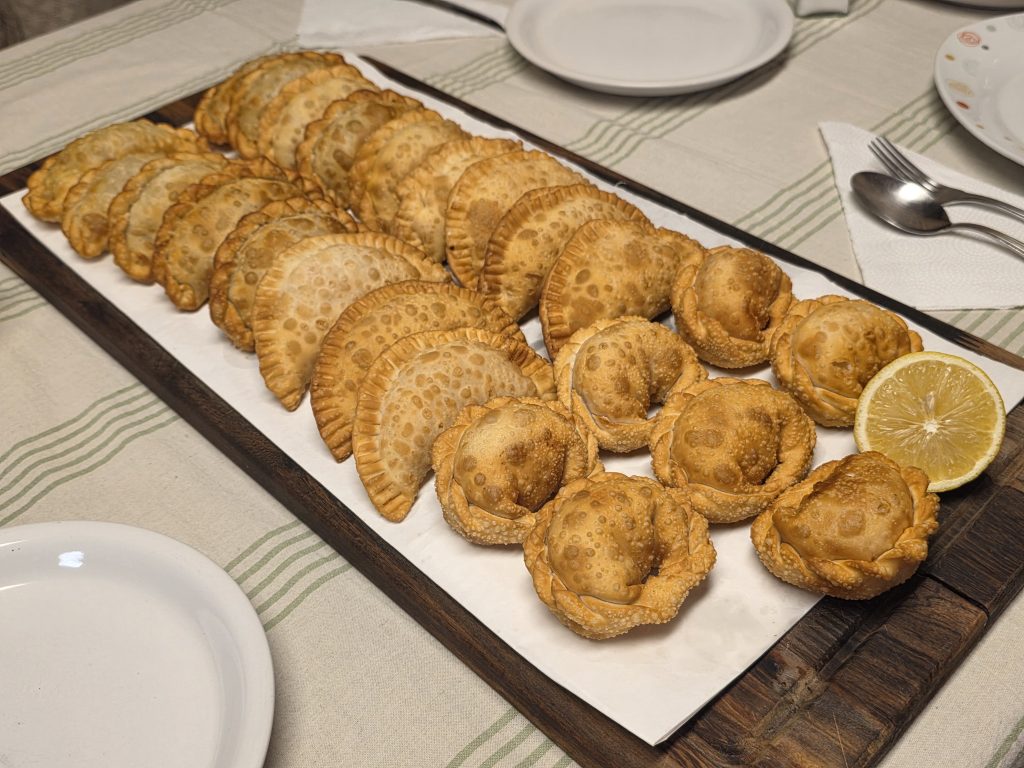 Assortiment d’empanadas argentines au four