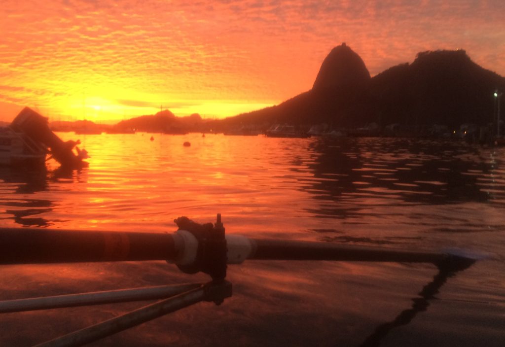 L'anse de Botafogo à Rio de Janeiro au pied du Pain de Sucre