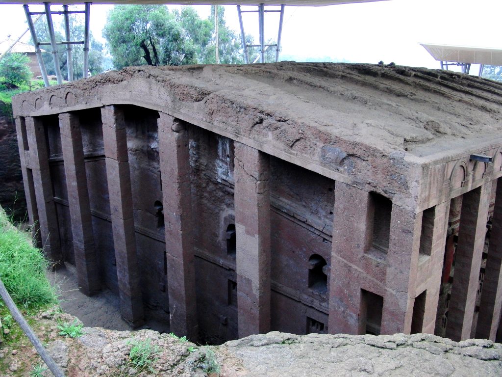 Bete Medhane Alem, la plus vaste église monolithe de Lalibela